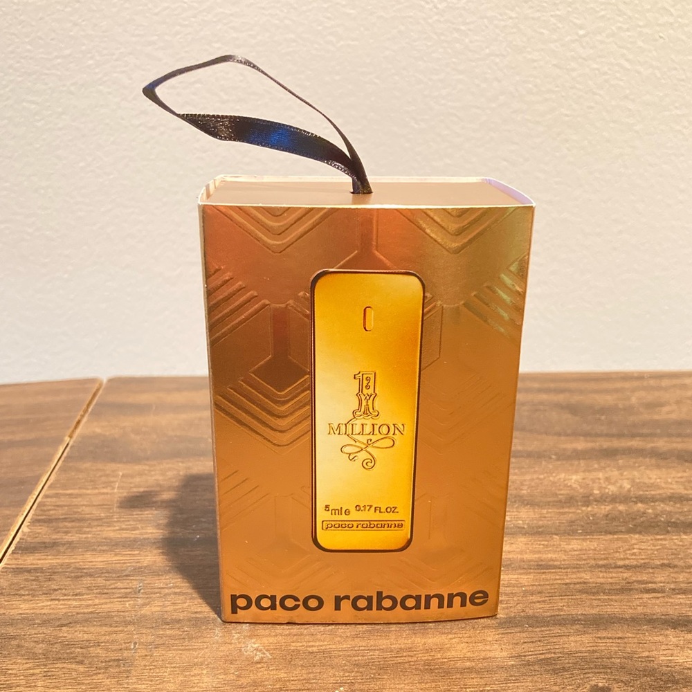 Paco Robanne One million Eau de toilette mini in holiday packaging